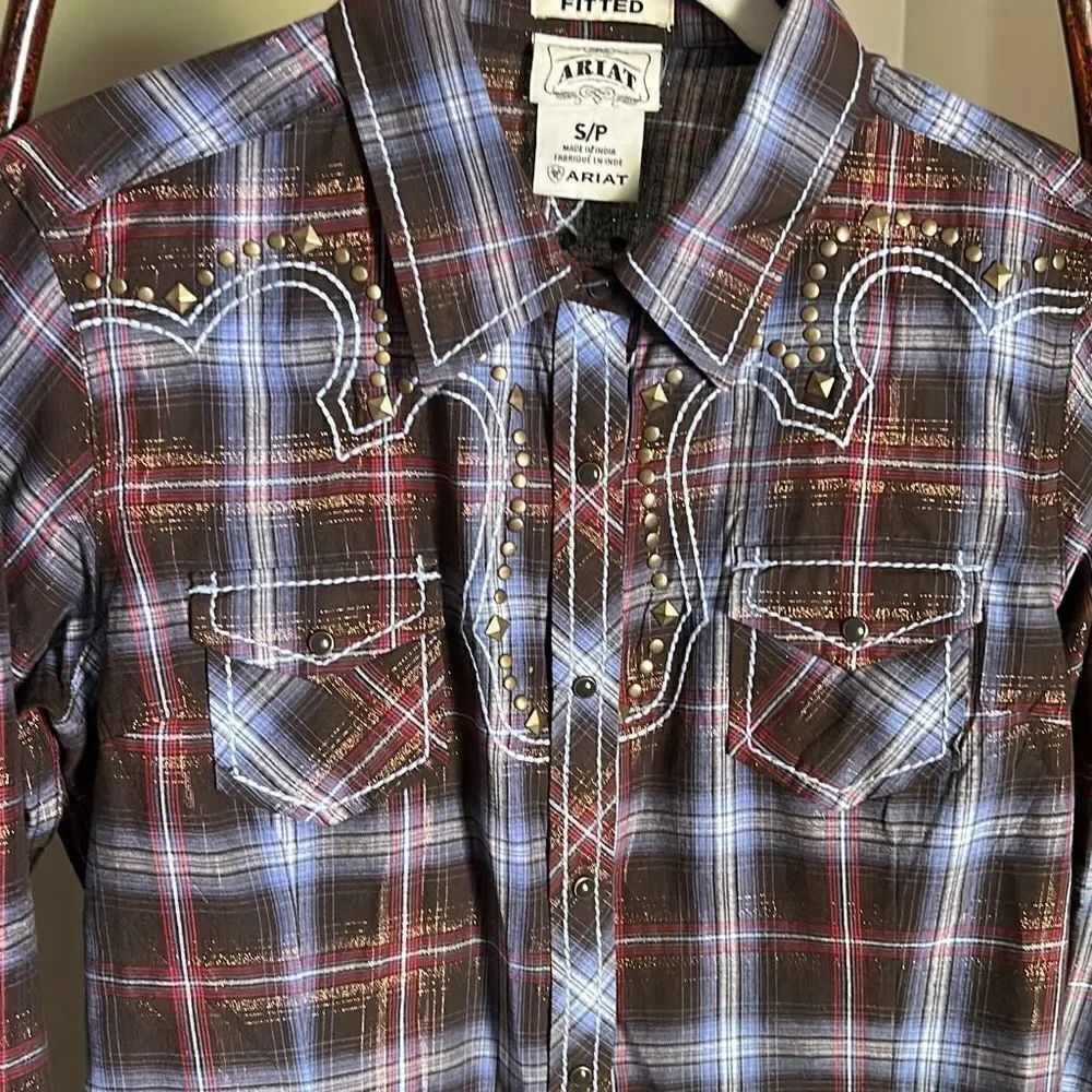 ARIAT Fitted Plaid Cowboy Shirt - Picture 3 of 9